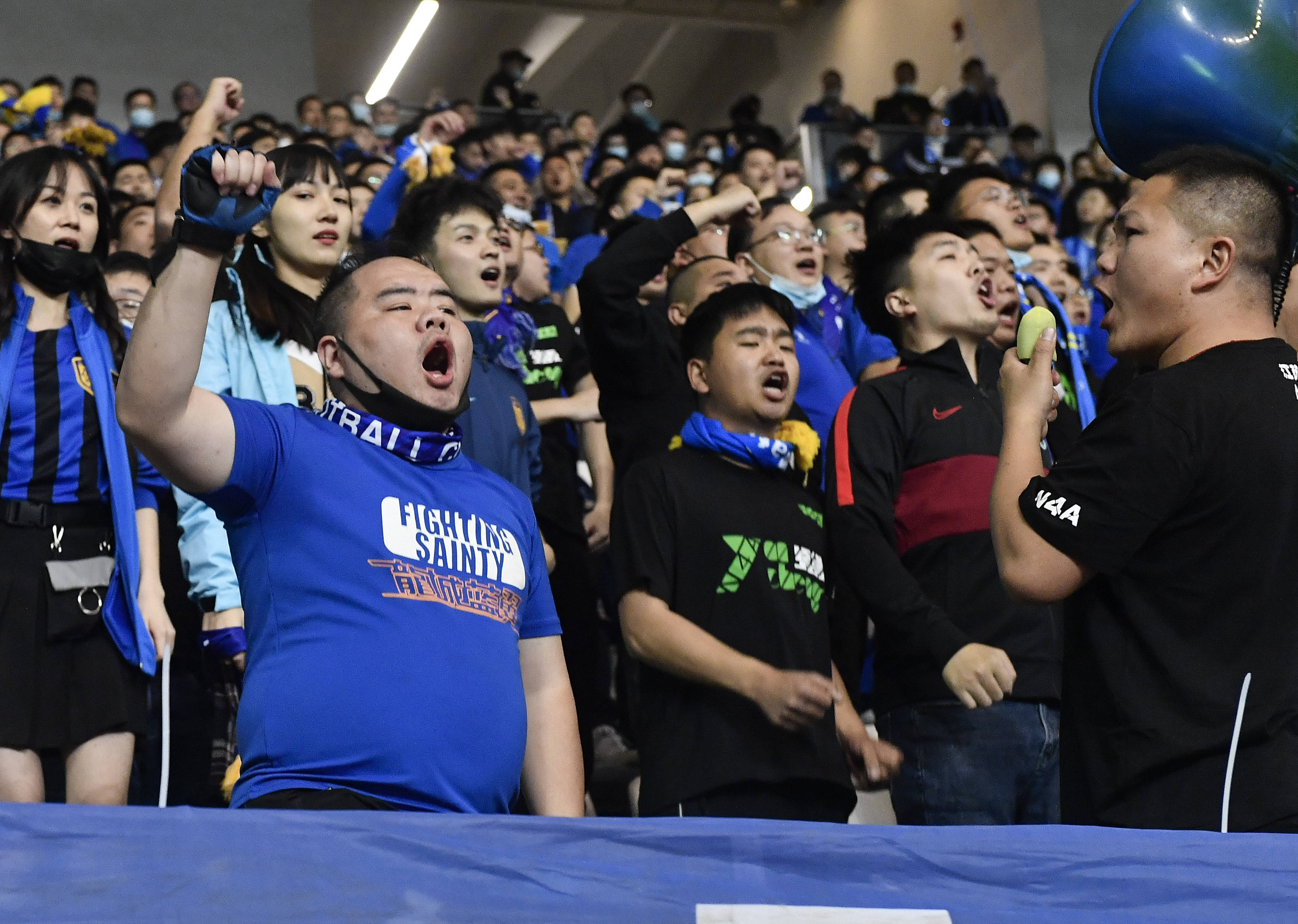 aoa体育-苏宁易购客场战平江苏苏宁，保持不败战绩