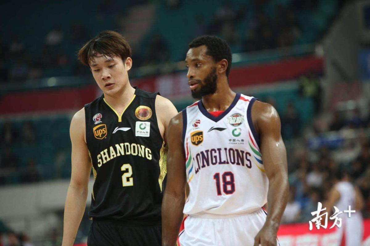 江苏男篮战胜强敌,排名上升 江苏男篮战胜强敌,排名上升