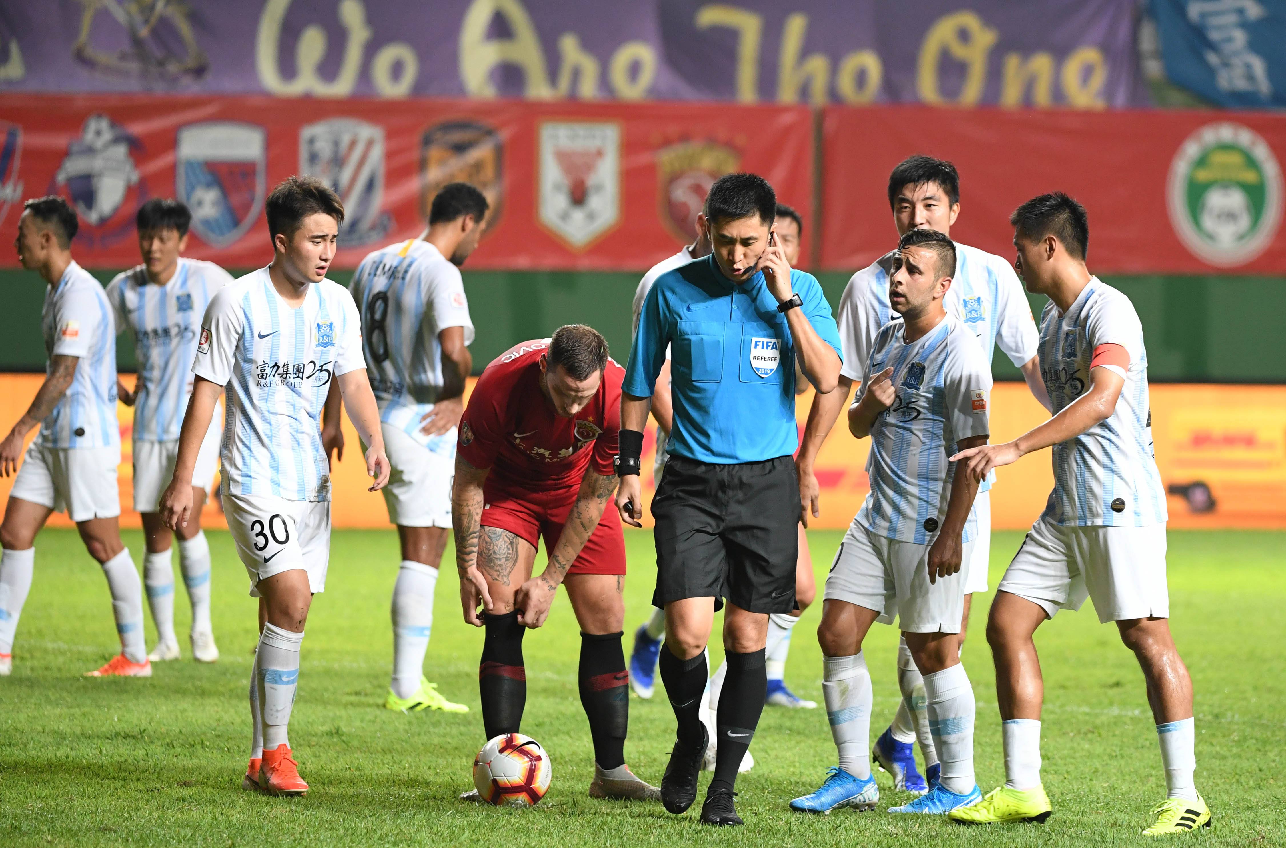 关于广州富力主场战胜深圳佳兆业的信息 关于广州富力主场战胜深圳佳兆业的信息